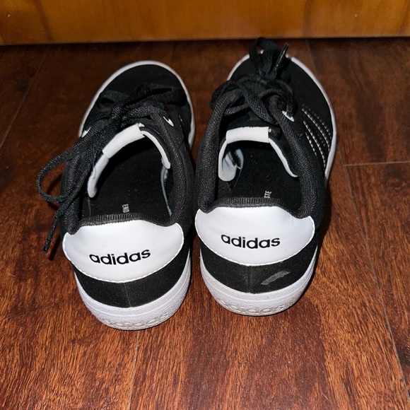 Youth Adidas Vulcraid3r Skateboarding Shoes size 6 - Picture 4 of 8